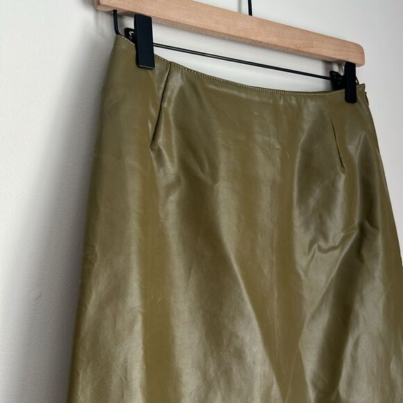 Future Ozbek Faux Leather A-Line Skirt Olive Green Size 8 Made in Italy - Picture 3 of 10